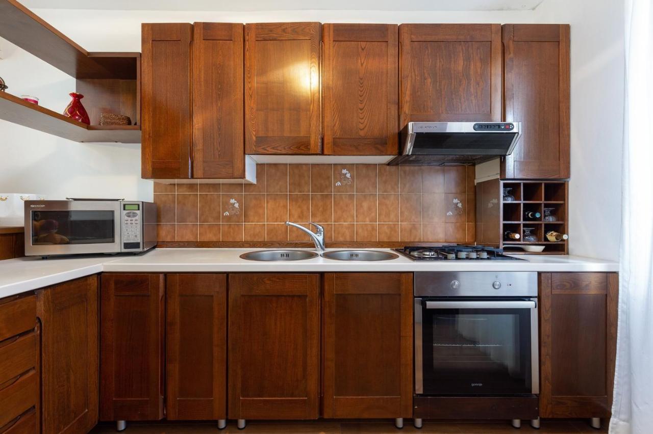 Holiday Apartment Suzana 罗维尼 外观 照片